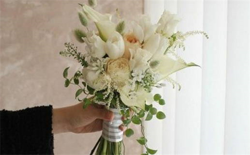 2025年农历九月廿九结婚吉日查询 是办喜事好日子吗 2025年农历九月廿九结婚吉日查询 是办喜事好日子吗